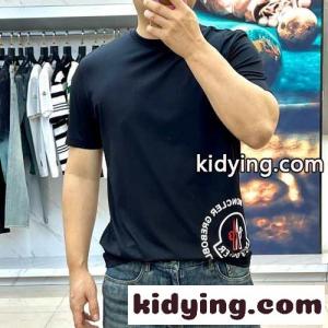 カジュアル 快適 クルーネック 半袖Tシャツ モンクレール ブランド コピー Tシャツ コピー ブラックkid260HT5vi