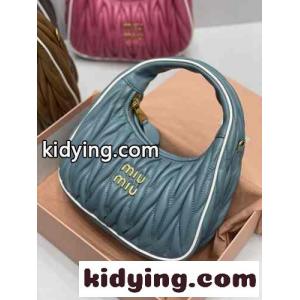 ミュウミュウ コピーブランド ワンダー マテラッセレザー バッグ コピー グリーンkid26L9vKzC