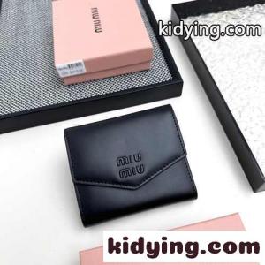 定番 3つ折り財布 小銭入れ付き レディース ミュウミュウ コピー 財布 コピー ブラックkid26qW9z8z