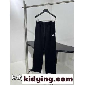 カジュアル 刺繍入り ロングパンツ バレンシアガ コピー パンツ コピー ブラックkid26TnCaKv