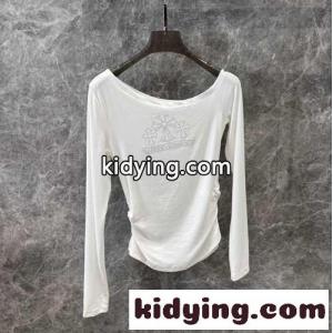 ラインストーンロゴ オフショルダー 長袖Tシャツ クロムハーツ ブランド コピー Tシャツ コピー ホワイトkid26KLHn8b