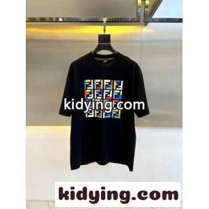 カジュアル 合わせやすい ロゴ入り 半袖Tシャツ フェンディ スーパーコピー Tシャツ コピー ブラックkid26O5DaOz