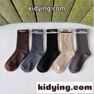 合わせやすい 5足セット ソックス グッチ ブランド コピー 靴下 コピー ロゴ入りkid26TfGfmy
