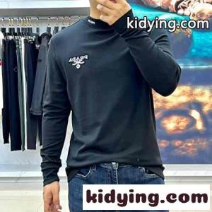 カジュアル 合わせやすい コットン 長袖Tシャツ プラダ スーパーコピー Tシャツ コピー ブラックkid26q8bmia