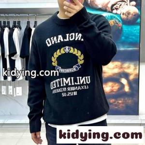 カジュアル リラックス ロゴ入り バーバリー コピー セーター コピー クルーネックkid26COLnyC