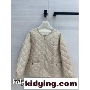 キルティング ナイロンジャケット プラダ スーパーコピー ジャケット コピー ホワイトkid261TrWXr