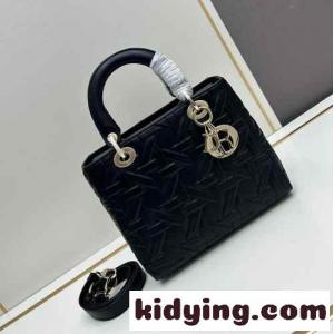 Lady dior スーパーコピー バッグ ミディアム クリスチャン・ディオール スーパーコピー バッグ コピー ブラックkid261HnKba