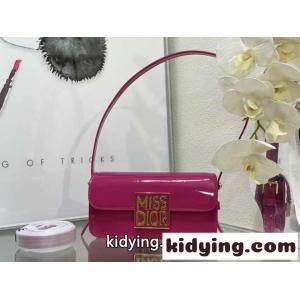 パテントレザー Miss dior コピー フラップバッグ クリスチャン・ディオール コピー バッグ コピー ピンクkid26v4vi4z