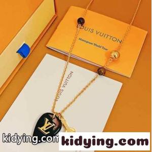 お洒落メンズに大人気♪LV ピックスペンダント ルイヴィトン コピーブランド ネックレス コピー ユニセックス M01865kid26qyy0zy