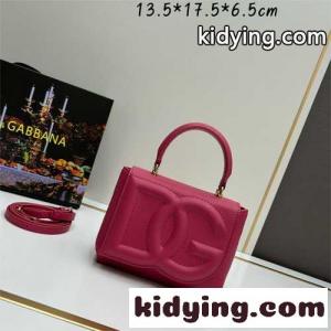 DGロゴ ショルダーバッグ ドルチェ&ガッバーナ コピー バッグ スーパーコピー ピンクkid26G9n4nC