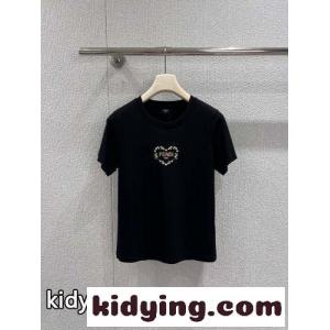 フェンディ スーパーコピー Tシャツ 偽物 シンプル 合わせやすい コットン 半袖Tシャツ ブラックkid26GLvKLz