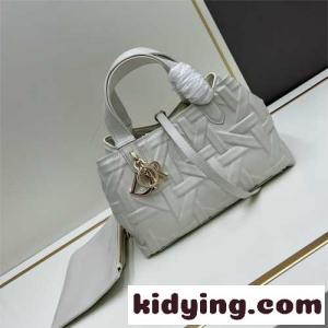 クリスチャン・ディオール ブランド コピー バッグ コピー dior ブランド コピー Toujours バッグ スモール ホワイトkid268XDqGf