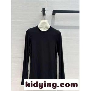 シンプル カジュアル 合わせやすい ロエベ コピー Tシャツ コピー 長袖Tシャツ ブラックkid260TjiKn