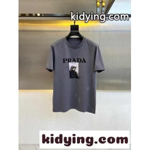 お洒落 プリント クルーネック プラダ ブランド コピー Tシャツ コピー 半袖Tシャツ グレーkid26X1Hn4D
