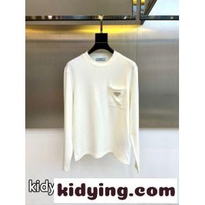 トライアングルロゴ ポケット付 長袖Tシャツ プラダ コピーブランド Tシャツ 偽物 コットン ホワイトkid26W55Xre
