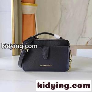 レザー マイケルコース スーパーコピー ジェット セット ショルダーバッグ コピー ブラックkid26S95Hba