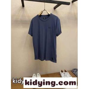 シンプル ロゴ刺繍 フェンディ ブランド コピー Tシャツ コピー クルーネック ネイビーkid2601niui