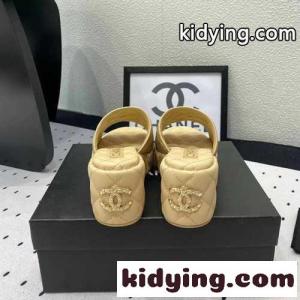 人気 カジュアル CCロゴ 厚底 ミュール シャネル コピー サンダル スーパーコピー ベージュkid26LzaWny