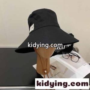 洗練された 人気 ドリル ハット ミュウミュウ ブランド コピー 帽子 コピー ブラックkid26e4fGzy
