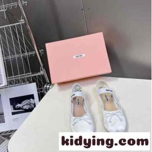 上品 可愛い サテンバレリーナ ミュウミュウ ブランド コピー シューズ スーパーコピー ホワイトkid26i8r8Pz