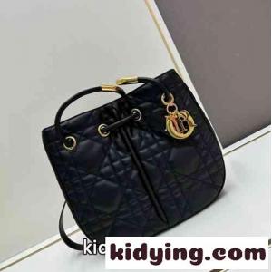 クリスチャン・ディオール コピーブランド バッグ コピー dior コピーブランド Nolita バッグ ミディアム レディースkid26W1Pnie