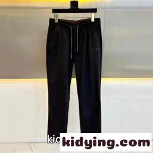 シンプル 上品 エルメネジルド・ゼニア パンツ コピー メンズ ズボン ブラックkid26qiKrCy