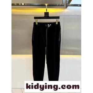 カジュアル リラックス スウェットパンツ プラダ コピー パンツ コピー ブラックkid26nWDiui
