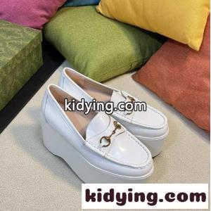 gucci スーパーコピー ホースビット ウィメンズ プラットフォーム ローファー グッチ スーパーコピー シューズ コピー ホワイトkid261L5z0r