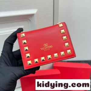 ロックスタッズ スモール ウォレット ヴァレンティノ コピーブランド 財布 コピー レッドkid26eeuqGv