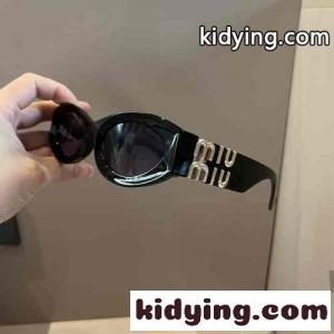 ミュウミュウ スーパーコピー サングラス コピー キャットア 人気 おしゃれ ブラックkid265Hbiea