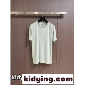 シンプル ロエベ コピー Tシャツ 偽物 アナグラム 刺繍入り 半袖Tシャツ ライトグリーンkid26nOXfue