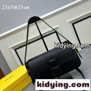 人気 カジュアル レディース バゲット フェンディ スーパーコピー バッグ スーパーコピー ブラックkid269LL9bm