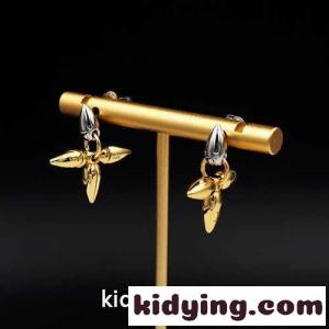 シンプル ピアス・ルイゼット ルイヴィトン コピー ピアス 偽物 イヤリングkid26yeuuqa