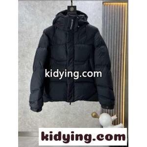JARAMAショートダウンジャケット モンクレール コピーブランド ダウンジャケット スーパーコピーkid26eyma0j