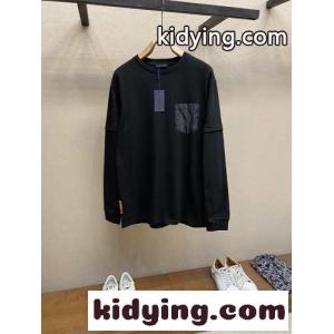 ナイロンポケット クルーネック 長袖Tシャツ プラダ コピー Tシャツ コピー ブラックkid269b4fei
