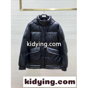 合わせやすい 定番 プラダ ブランド コピー ダウンジャケット スーパーコピー 暖かい アウターkid26KfK11v