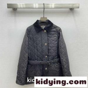 バーバリー コピーブランド ジャケット 偽物 定番 ベルト付 ダイアモンドキルティングkid26rSfaCa