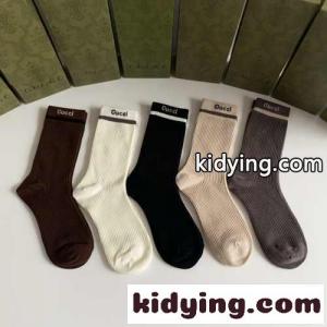 グッチ コピーブランド 靴下 コピー ロゴ入り おしゃれ 5足セット ソックスkid26zO9riC