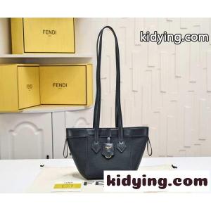 fendi コピー Origami スモール ブラックレザー 変形ミニバッグ フェンディ コピー バッグ コピーkid26f8bqOv