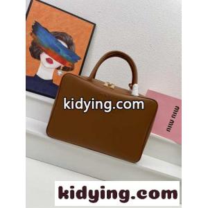 洗練された レザー トップハンドルバッグ ミュウミュウ ブランド コピー バッグ コピー ブラウンkid26G9veue
