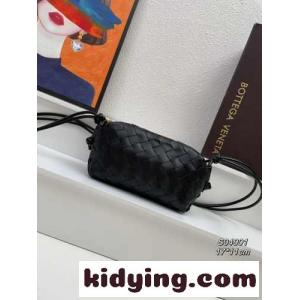 大人気 ミニ ループ カメラバッグ ボッテガ・ヴェネタ バッグ コピー ブラックkid268zCSzC