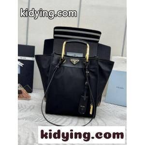 プラダ コピー バッグ スーパーコピー 洗練された ミディアム Re-Nylon×レザー トートバッグ 1BG578kid265PDeyu