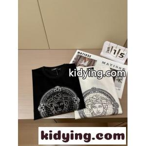 ヴェルサーチ コピーェ Tシャツ コピー 2026新作 銀糸刺繍 スワロフスキー コピークリスタル メドゥーサ 半袖Tシャツkid26K9HPnq