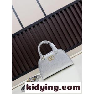 ヴァレンティノ コピー バッグ コピー Vロゴ グレインレザー 2WAY ハンドバッグ シルバーkid26TbySji