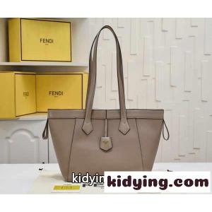 フェンディ コピーブランド バッグ コピー fendi コピーブランド Origami ミディアム グレーレザー 変形バッグkid26LTT9je