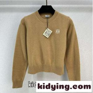洗練された アナグラム 刺繍 ショート丈 カシミヤセーター ロエベ スーパーコピー セーター コピーkid26S9DmOb