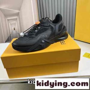 おしゃれ カジュアル フェンディ ブランド コピー フロー フェンディ ブランド コピー スニーカー コピー メンズ ロートップkid26SzWvyi