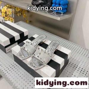 人気 春夏 チュール スタッズサンダル ミュール ヴァレンティノ コピー サンダル コピー シルバーkid26095Pne