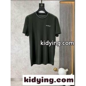 カジュアル サルヴァトーレ・フェラガモ Tシャツ コピー 着回し クルーネック 半袖Tシャツkid26iu89XD