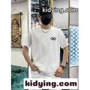 サルヴァトーレ・フェラガモ Tシャツ コピー クルーネック シンプル ロゴ 合わせやすい 半袖Tシャツkid26HzKLfy